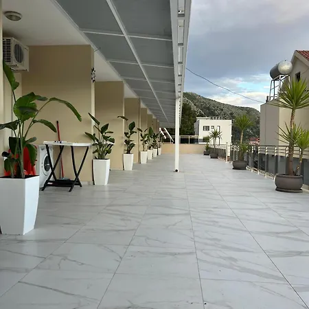Sokolaj Aparthotel